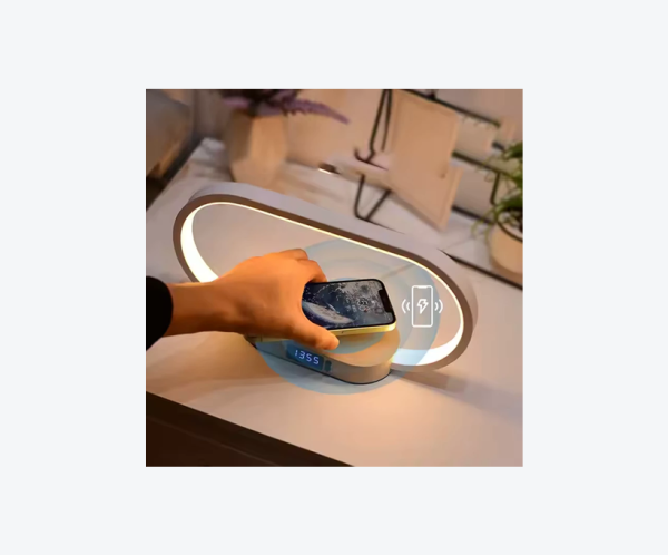 lampa wireles2 Lampa din lemn cu incarcare wireless si afisaj al orei – ideala ca veioza de noptiera-fara alimentator